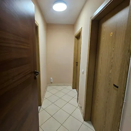 Family Hostel *